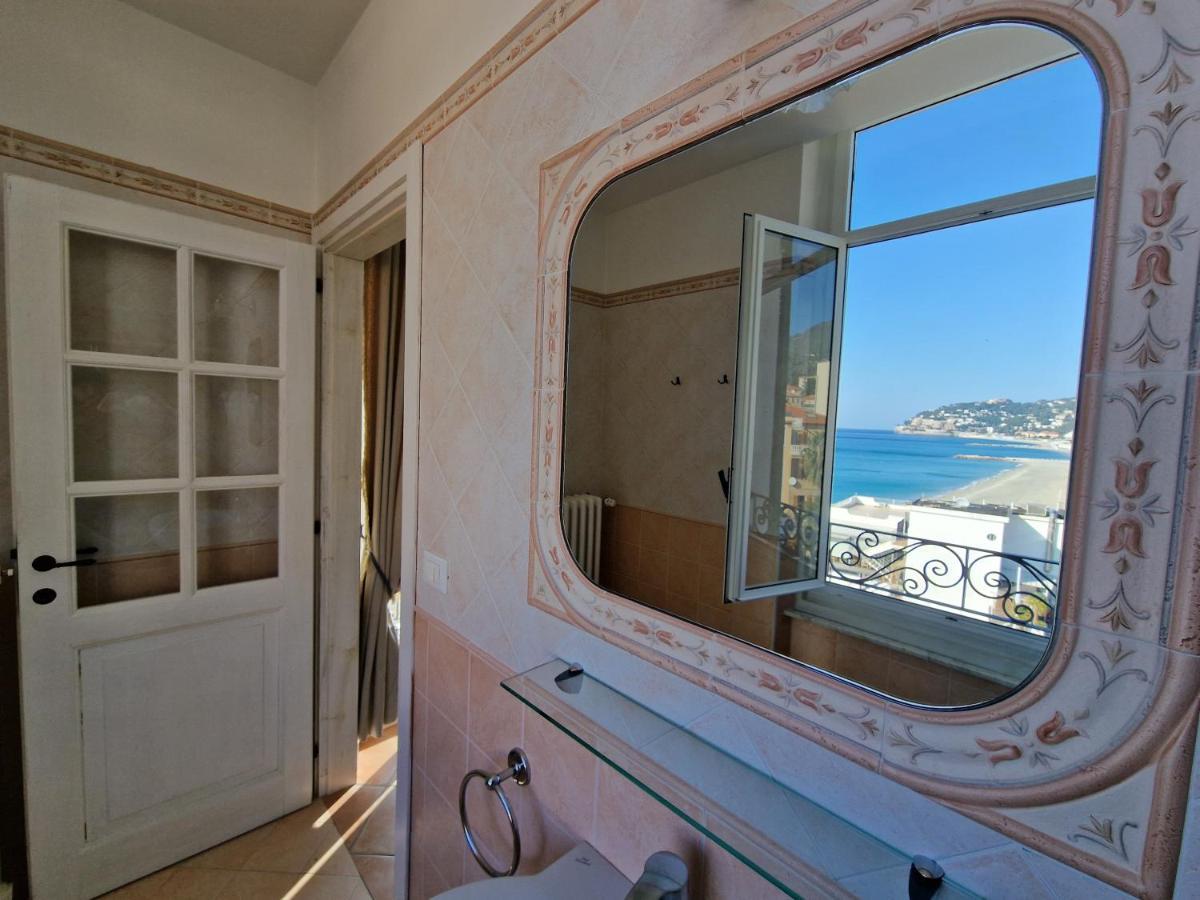 Hotel Miramare スポトルノ エクステリア 写真