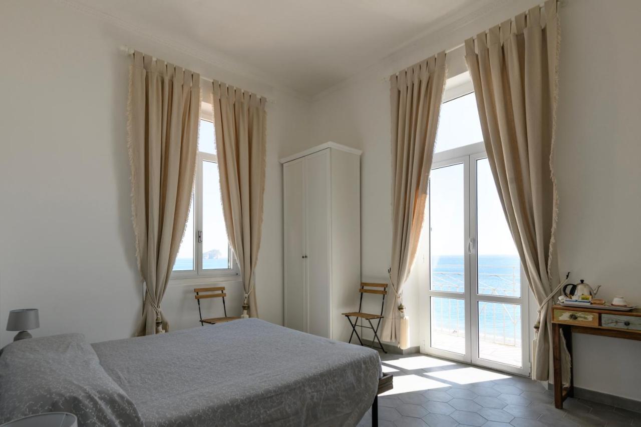 Hotel Miramare スポトルノ エクステリア 写真
