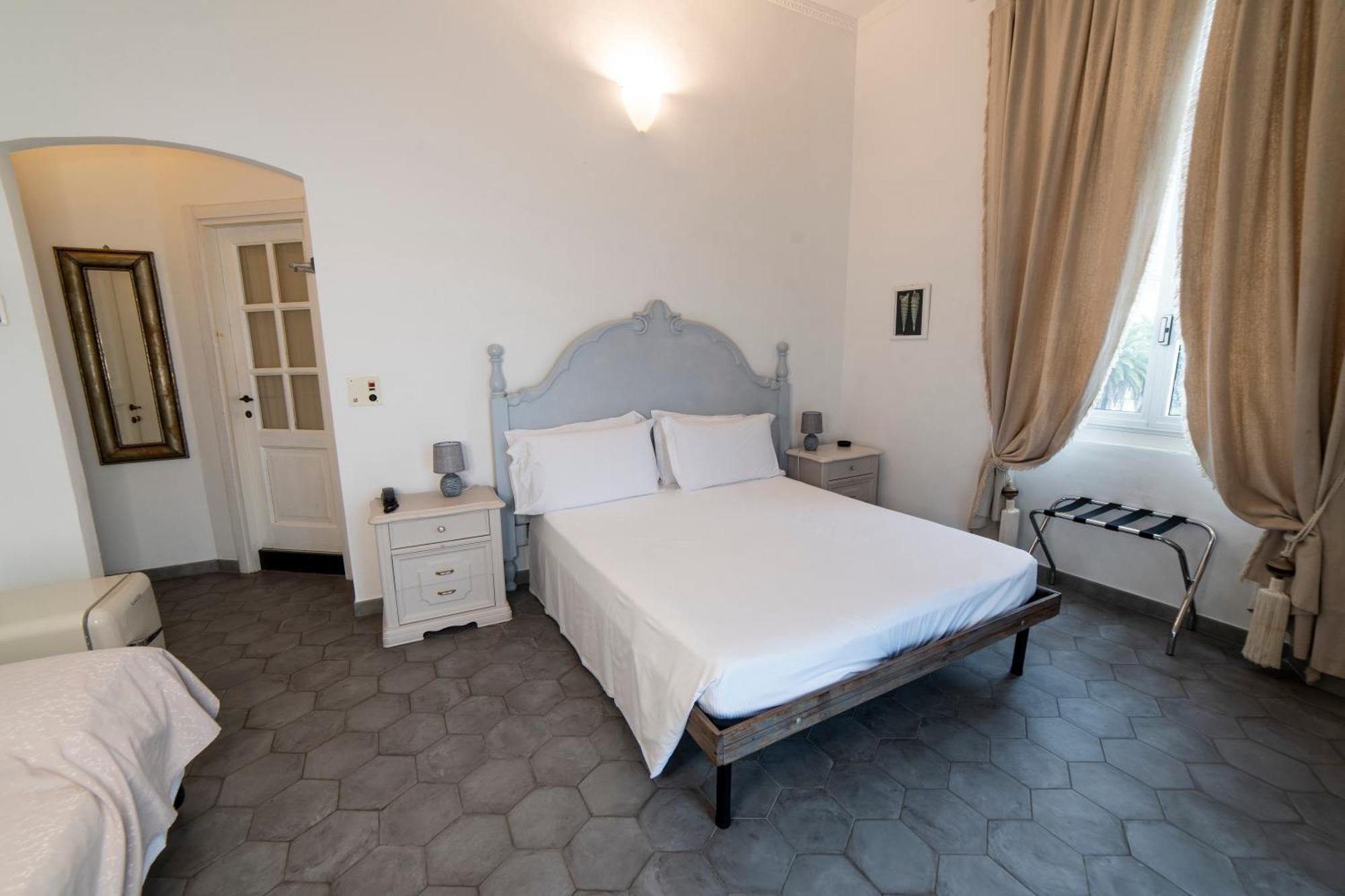 Hotel Miramare スポトルノ 部屋 写真