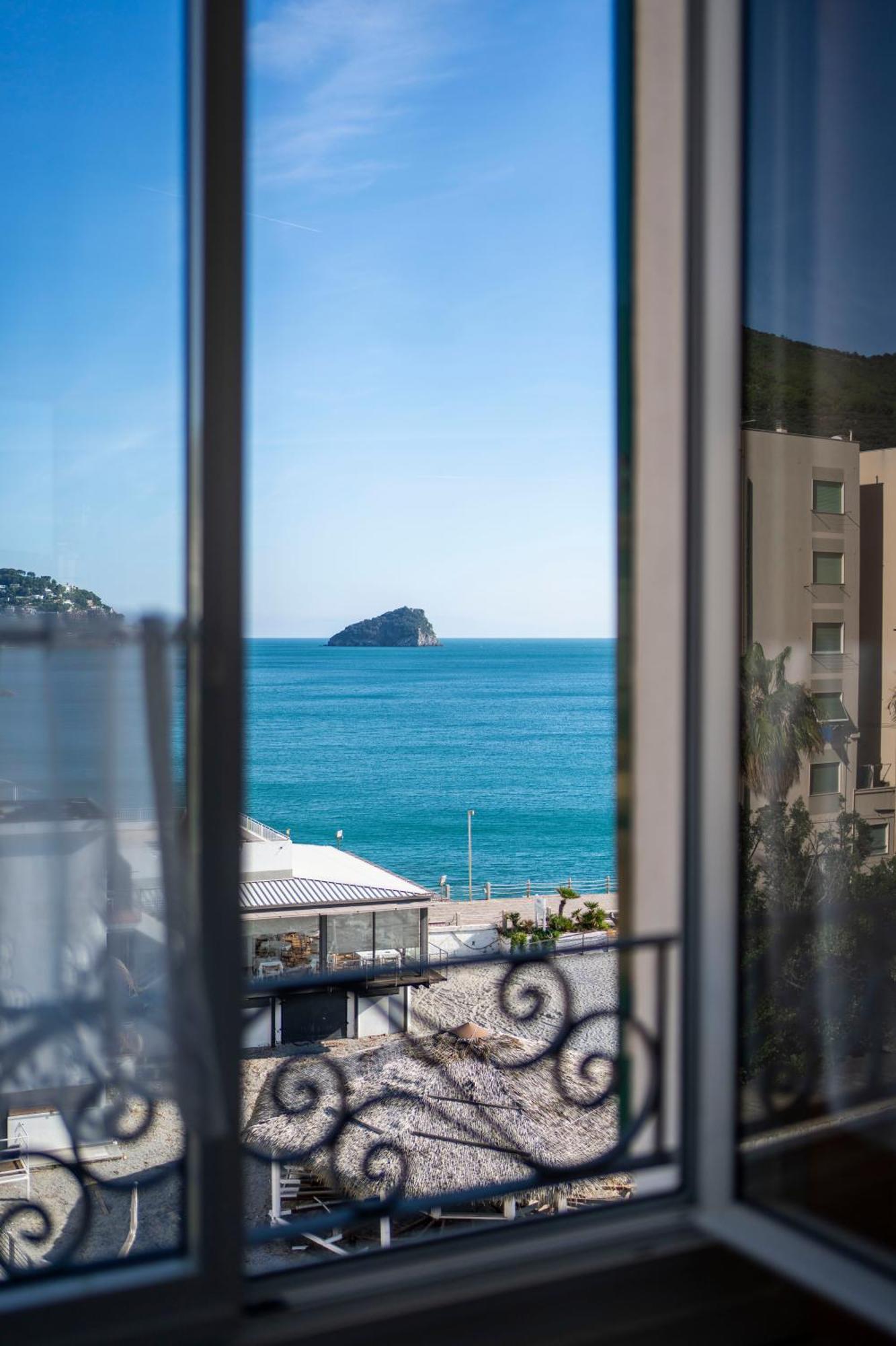 Hotel Miramare スポトルノ エクステリア 写真