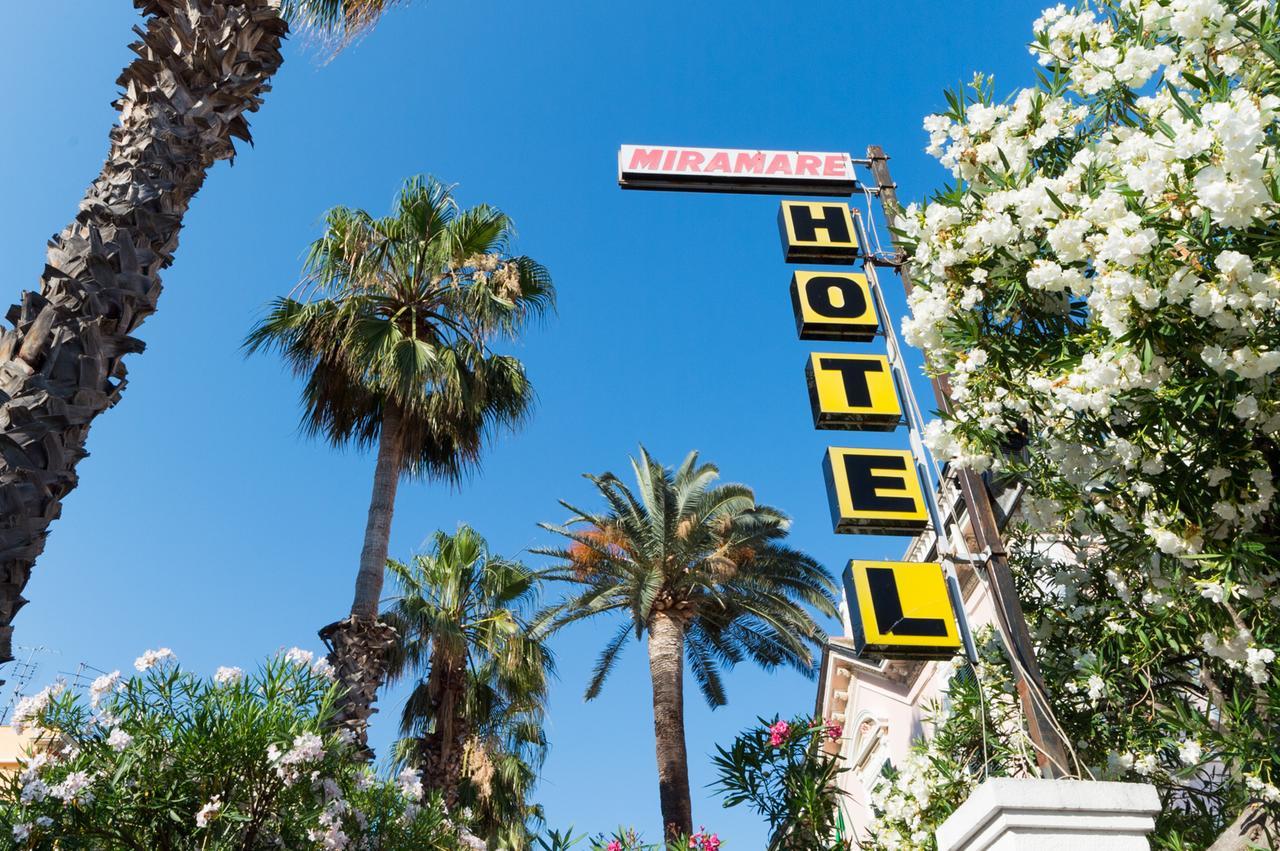 Hotel Miramare スポトルノ エクステリア 写真